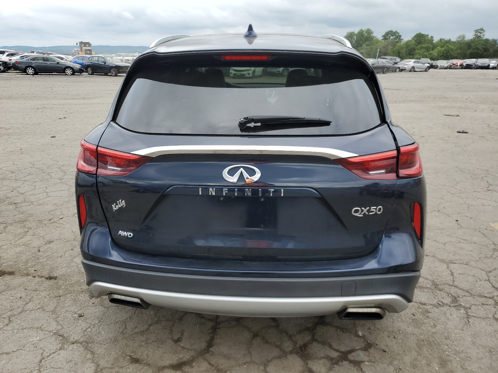 3PCAJ5M36KF139976 2019 Infiniti Qx50 Essential