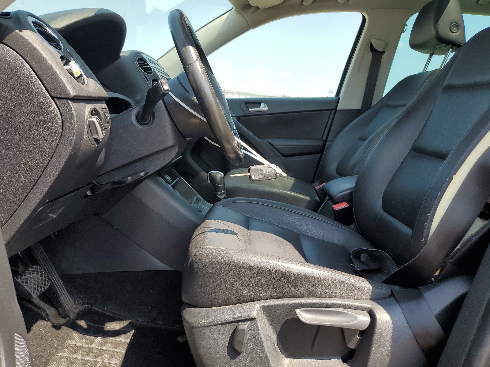 WVGBV7AX7DW547747 2013 Volkswagen Tiguan S