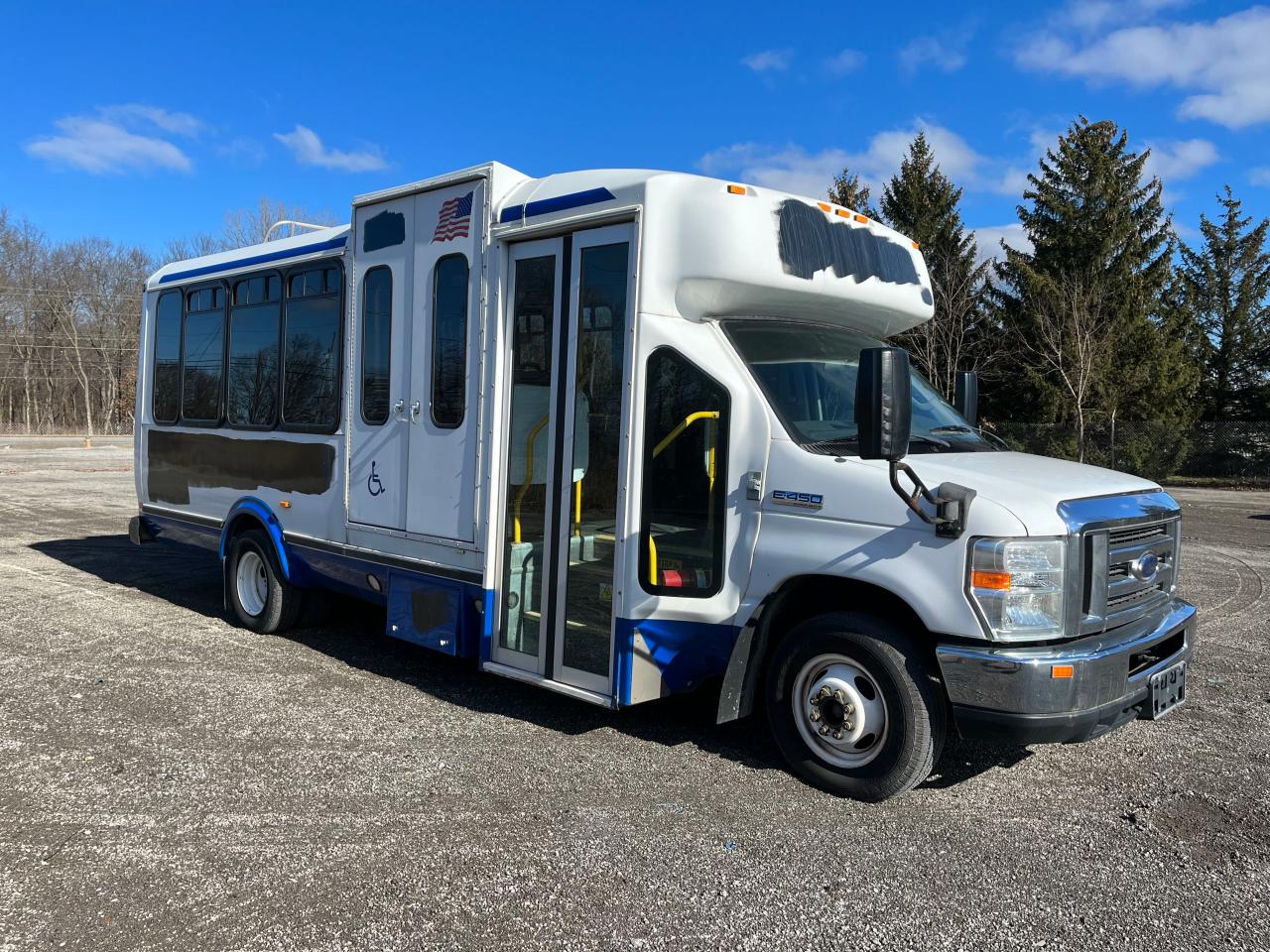 2013 Ford Econoline E450 Super Duty Cutaway Van VIN: 1FDFE4FS0DDB30821 Lot: 64204064