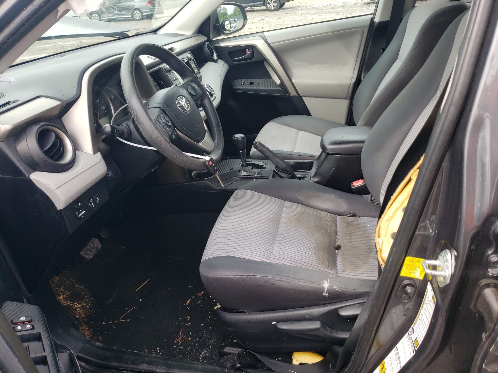 2T3BFREV8DW052851 2013 Toyota Rav4 Le