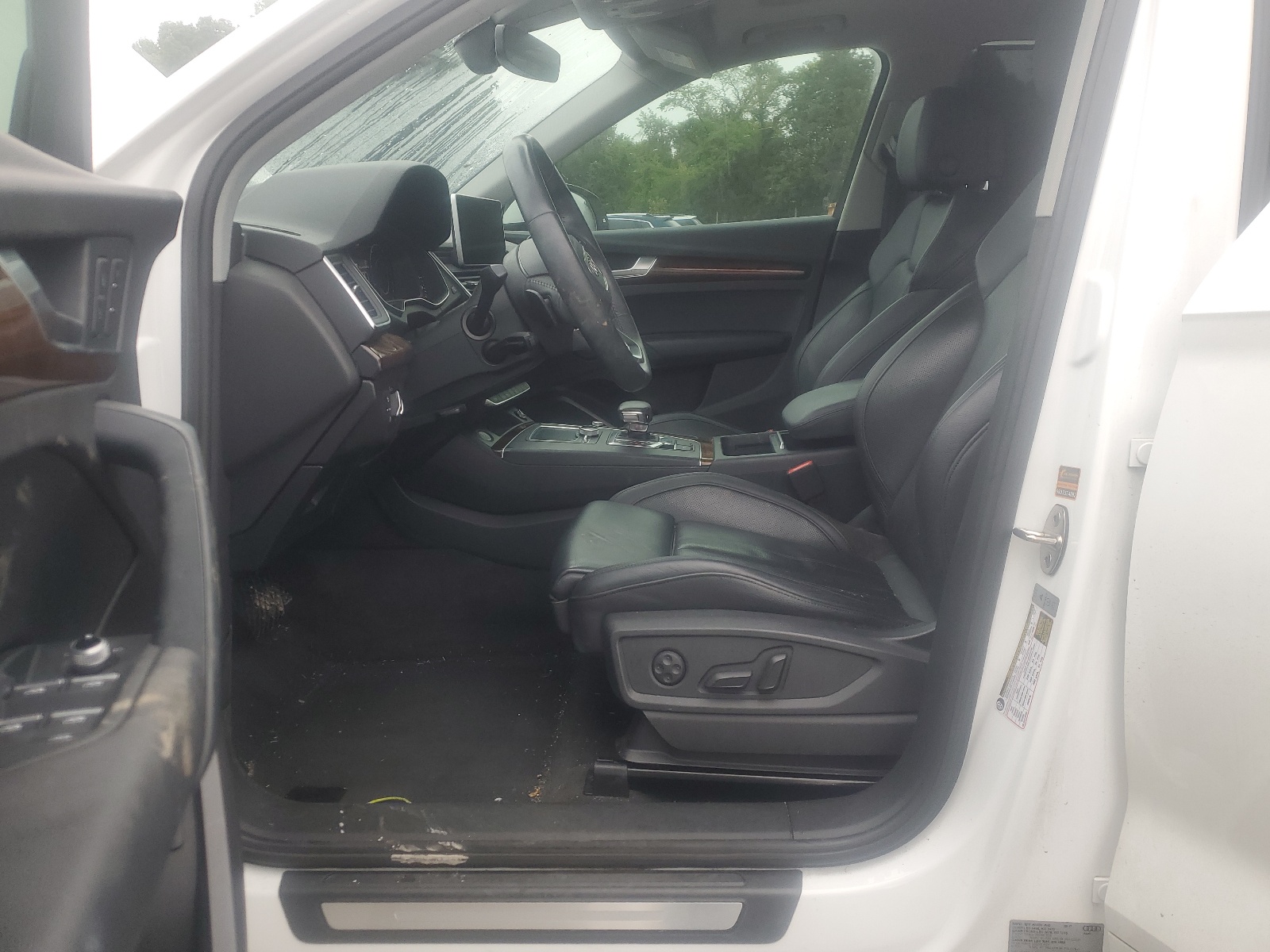 WA1BNAFY1J2067977 2018 Audi Q5 Premium Plus