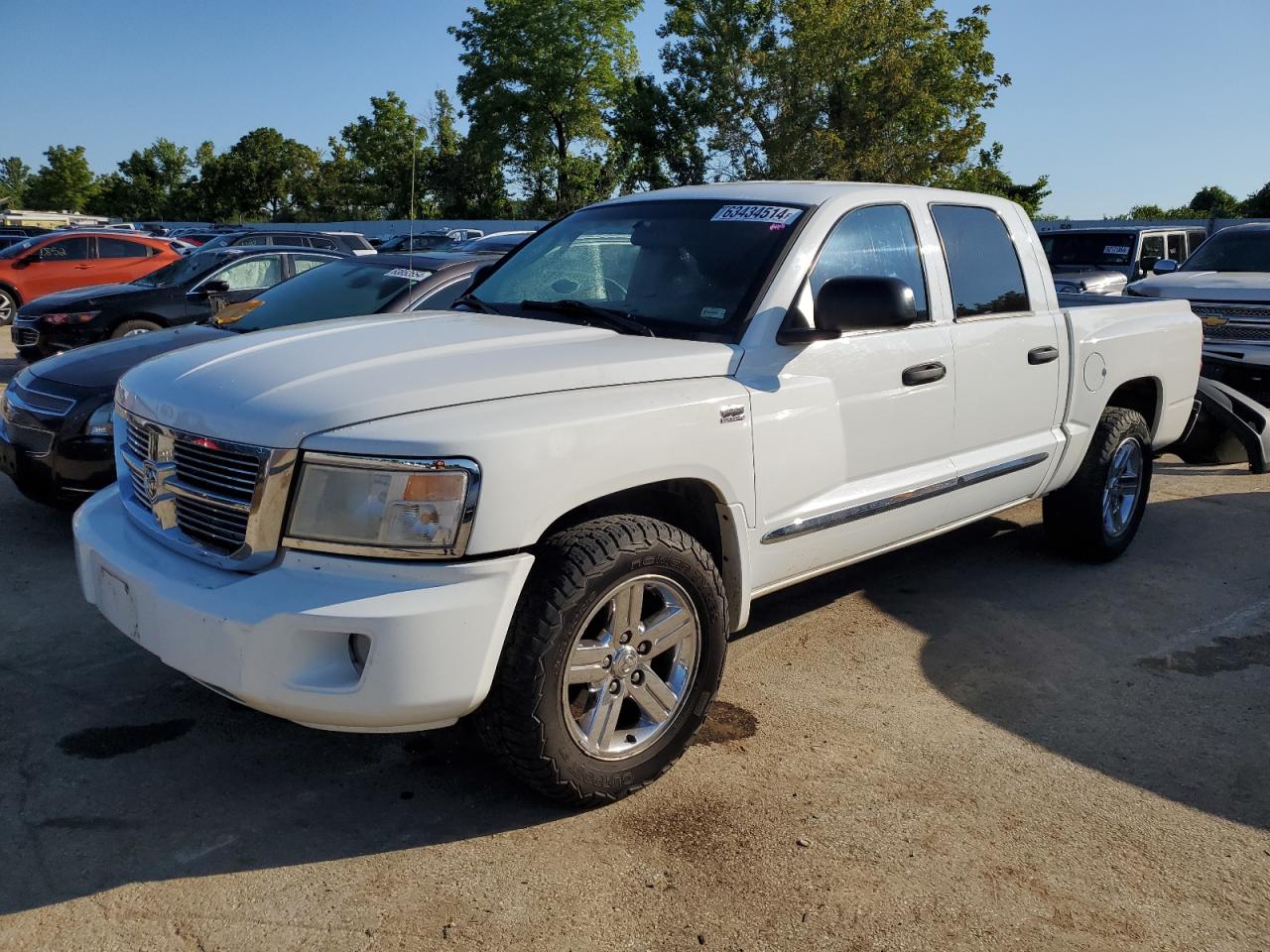 2011 Dodge Dakota - Image 1