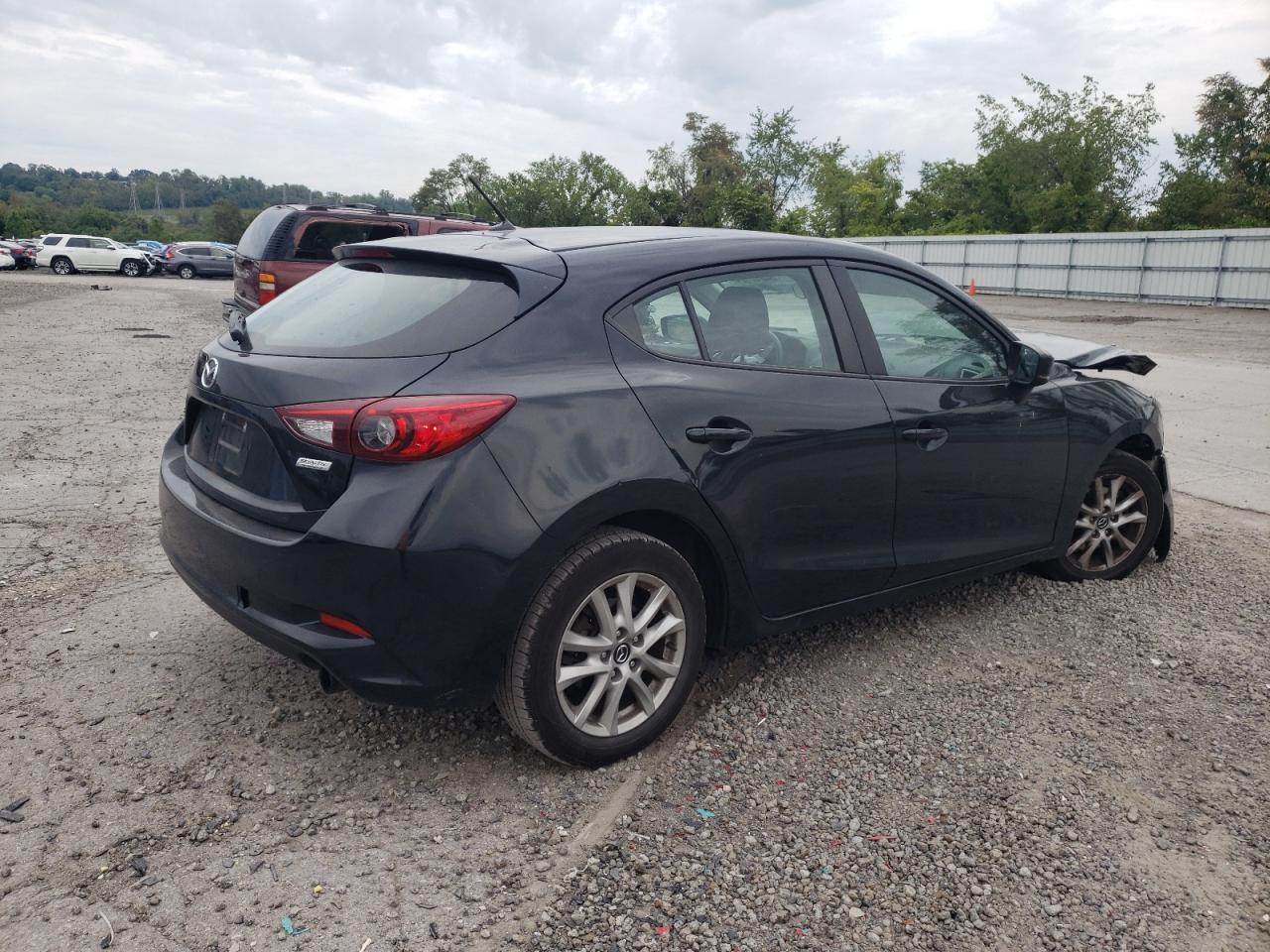 VIN 3MZBN1K71JM177808 2018 MAZDA 3 no.3