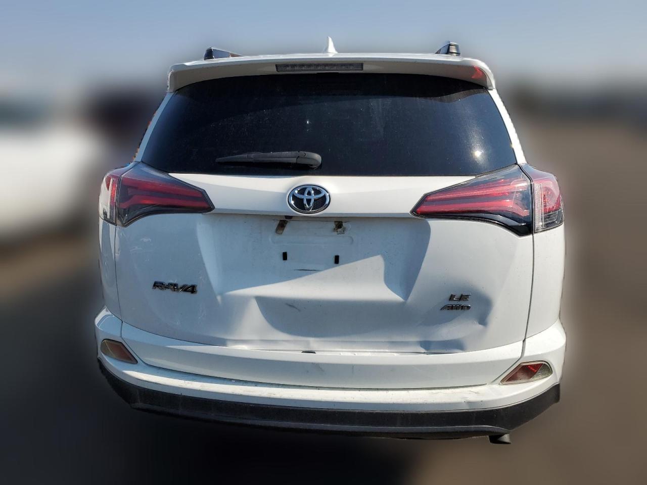 2016 Toyota Rav4 Le VIN: JTMBFREV8GJ062198 Lot: 63780754