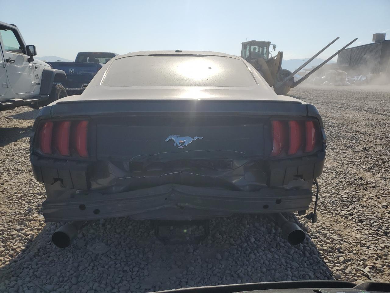 2018 Ford Mustang VIN: 1FA6P8TH1J5135164 Lot: 62490024