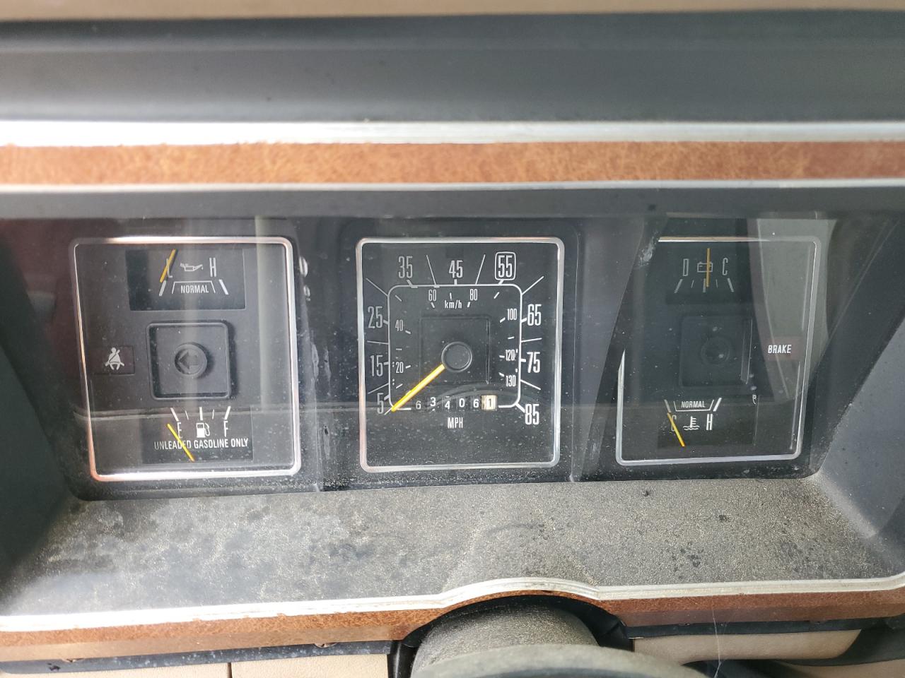 1987 Ford Econoline E150 Van VIN: 1FDDE14N0HHC27499 Lot: 65000704