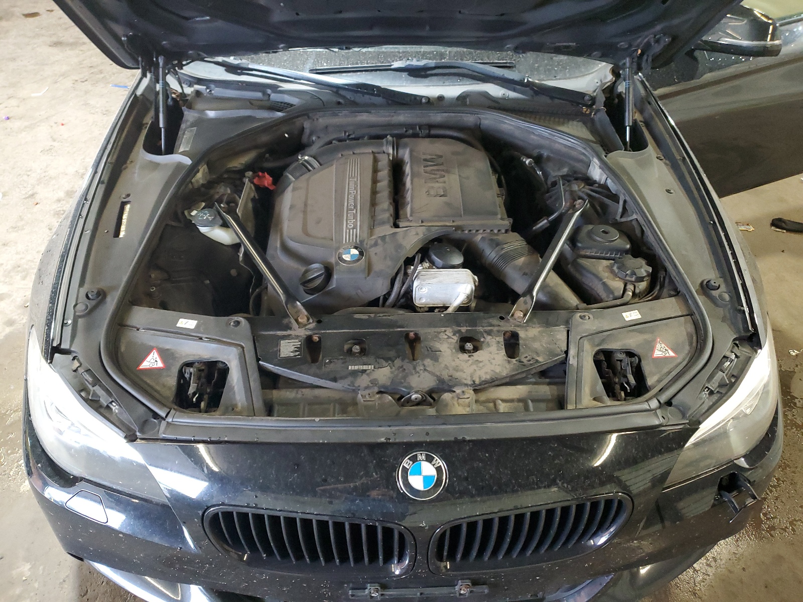 2014 BMW 535 Xi vin: WBA5B3C56ED532343