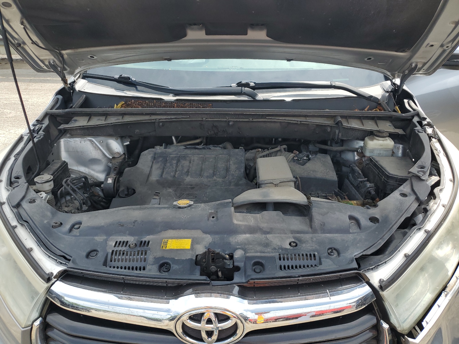 5TDKKRFHXFS092809 2015 Toyota Highlander Xle