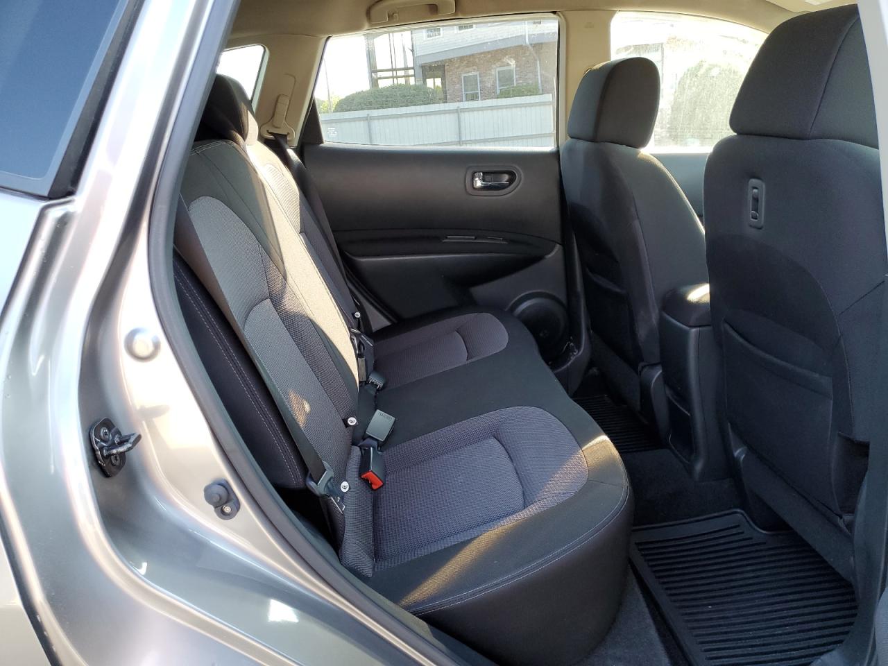 2011 Nissan Rogue S VIN: JN8AS5MV0BW686465 Lot: 63591904