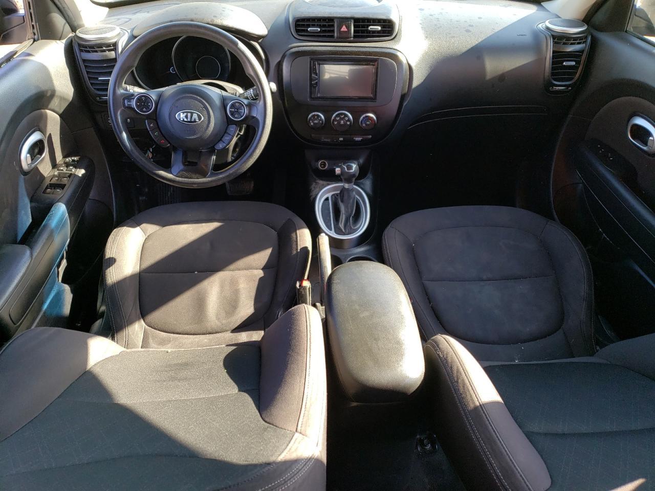 KNDJN2A26G7323245 2016 Kia Soul