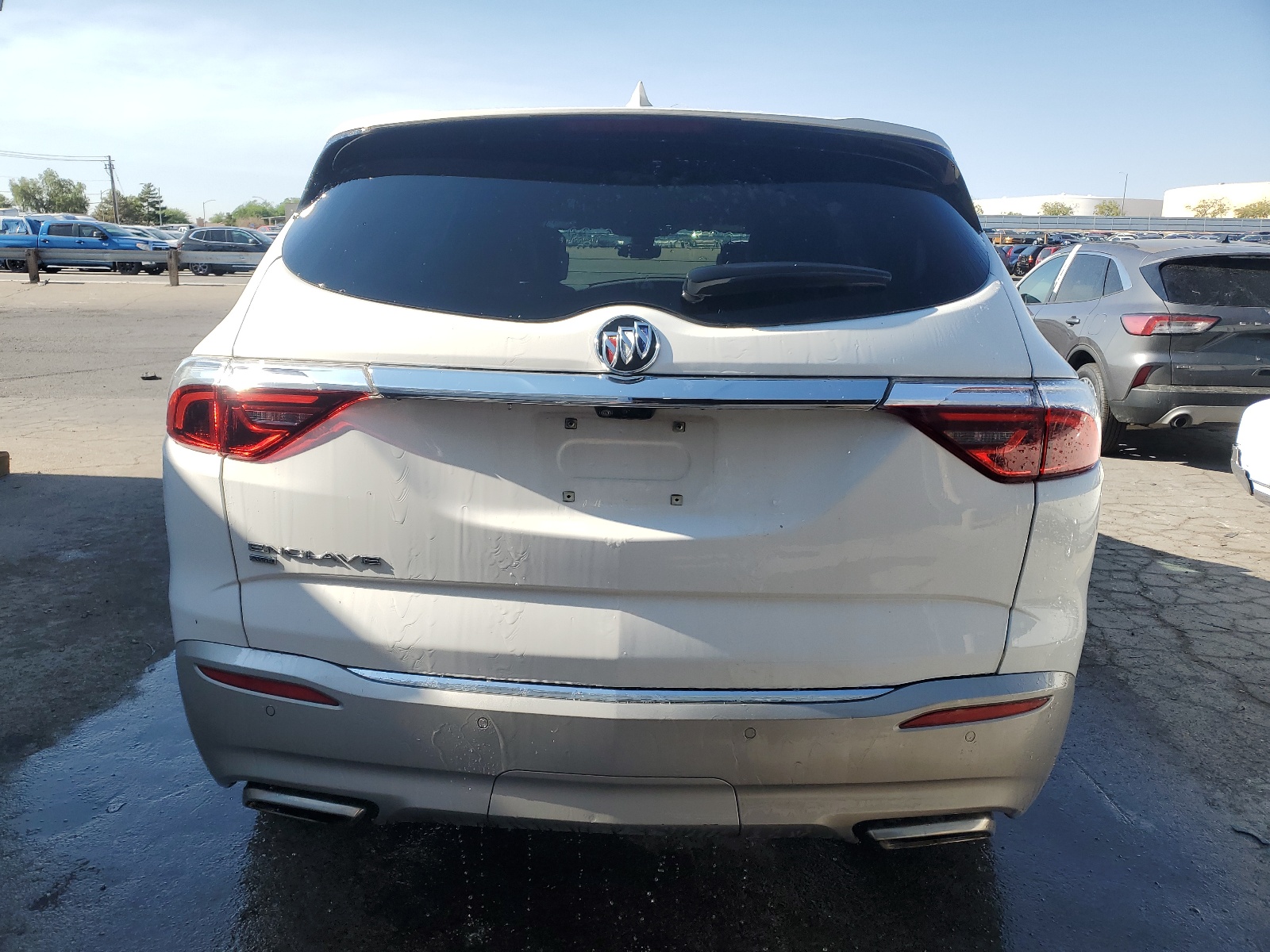 2022 Buick Enclave Premium vin: 5GAEVBKW8NJ114027