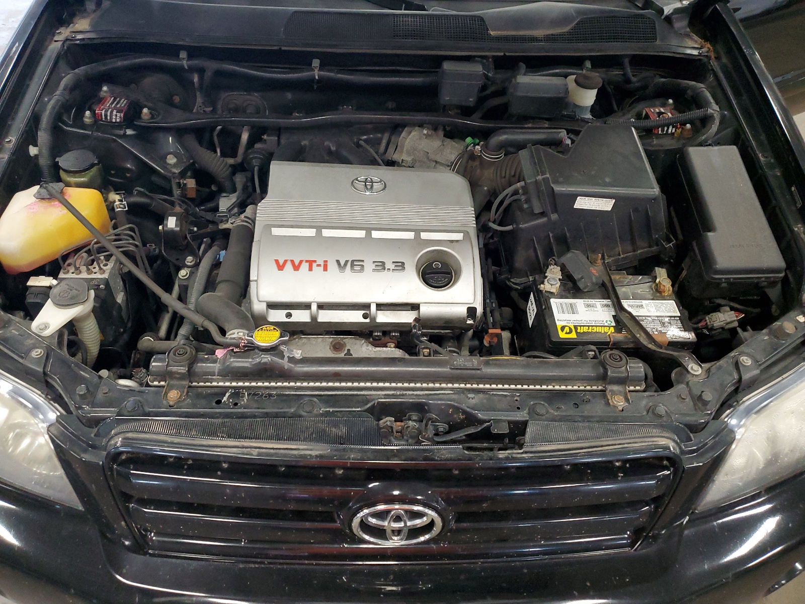 JTEEP21A250133916 2005 Toyota Highlander Limited