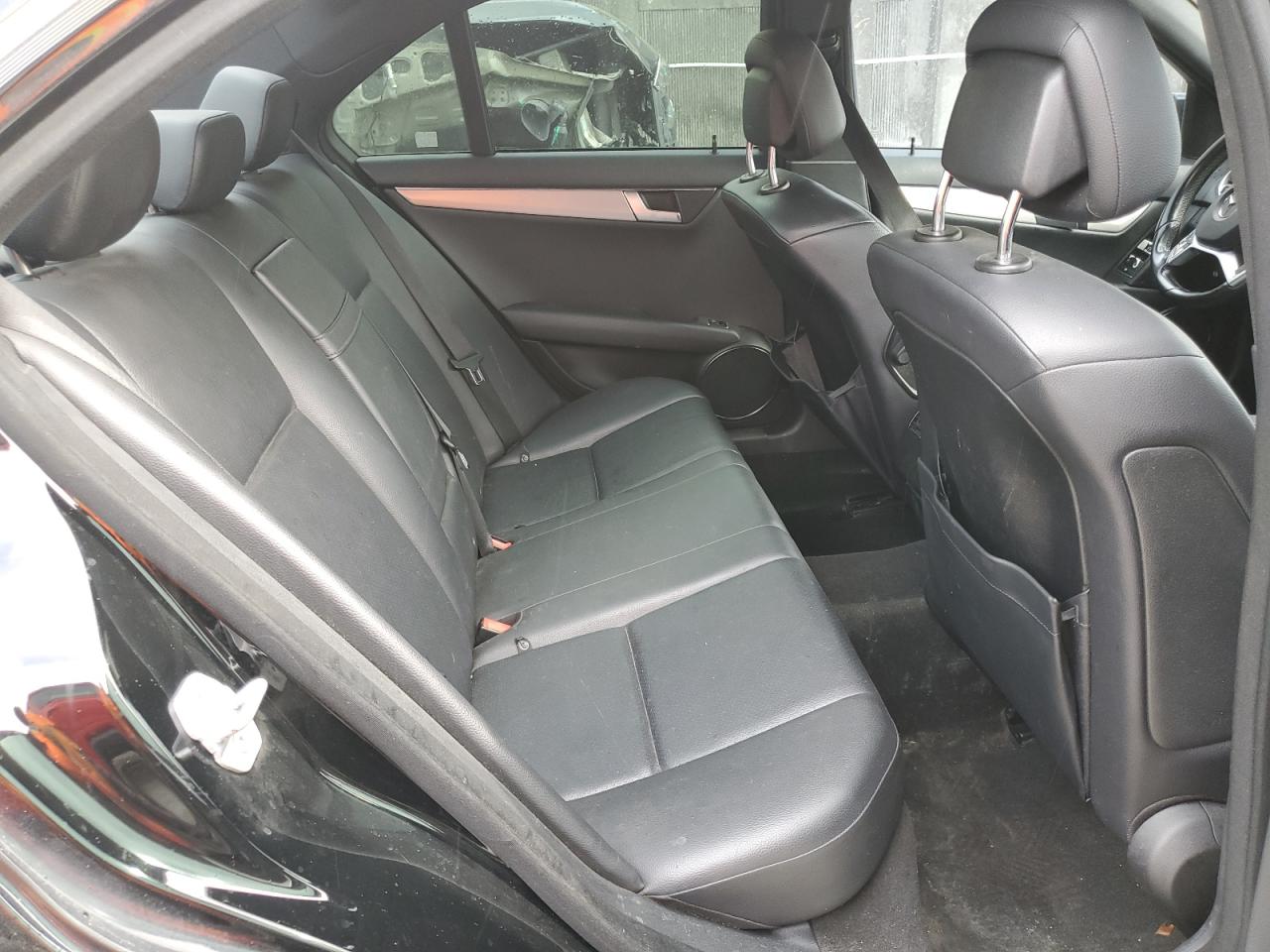 2013 Mercedes-Benz C 250 VIN: WDDGF4HB1DR245990 Lot: 65416754