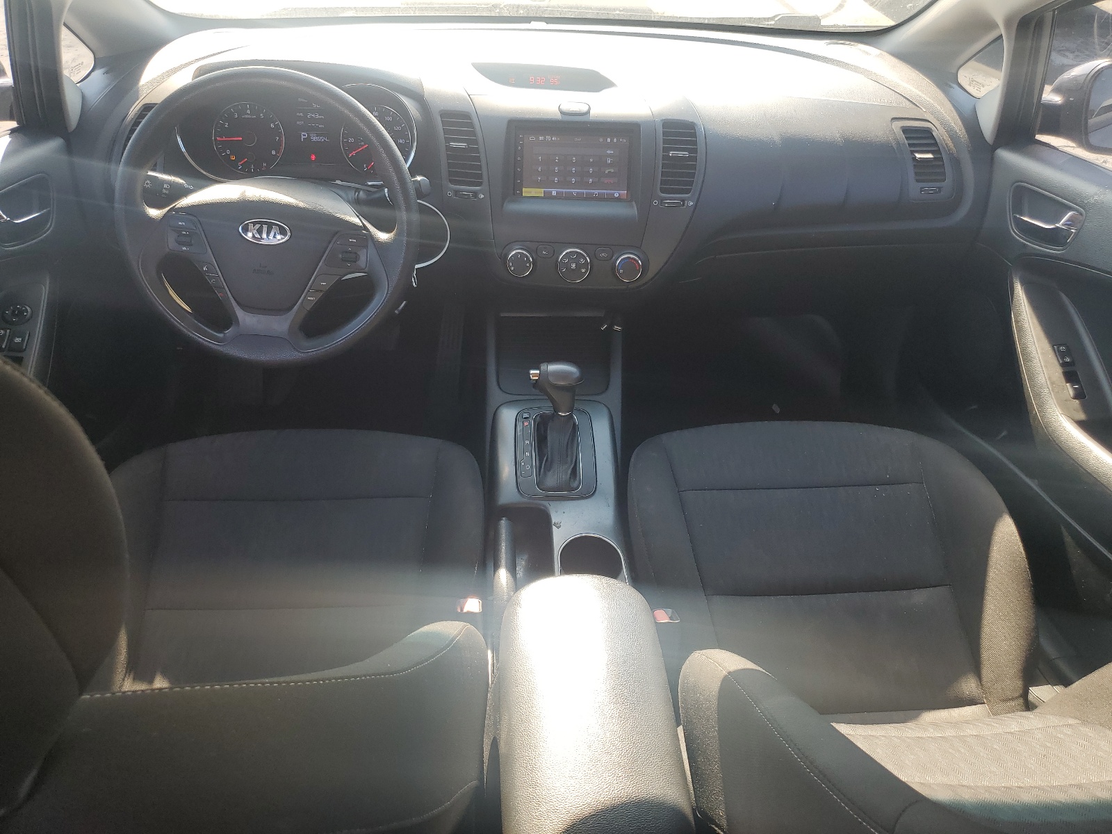 KNAFK4A60G5572596 2016 Kia Forte Lx