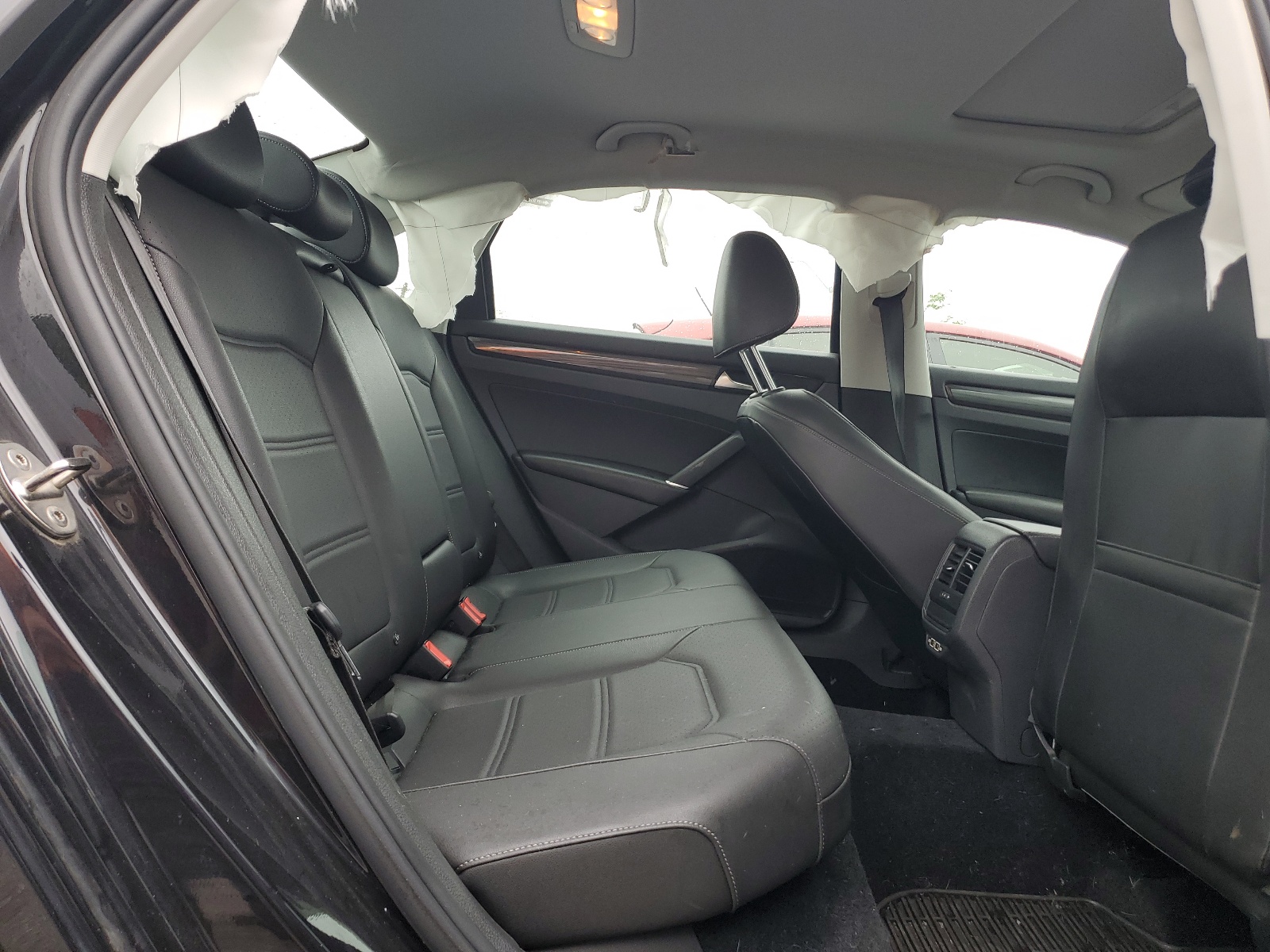 1VWMA7A38LC003163 2020 Volkswagen Passat R-Line