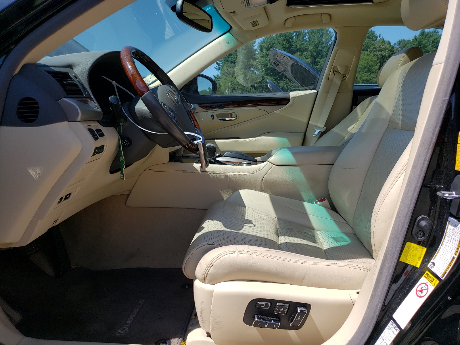 JTHCL5EF0E5020837 2014 Lexus Ls 460