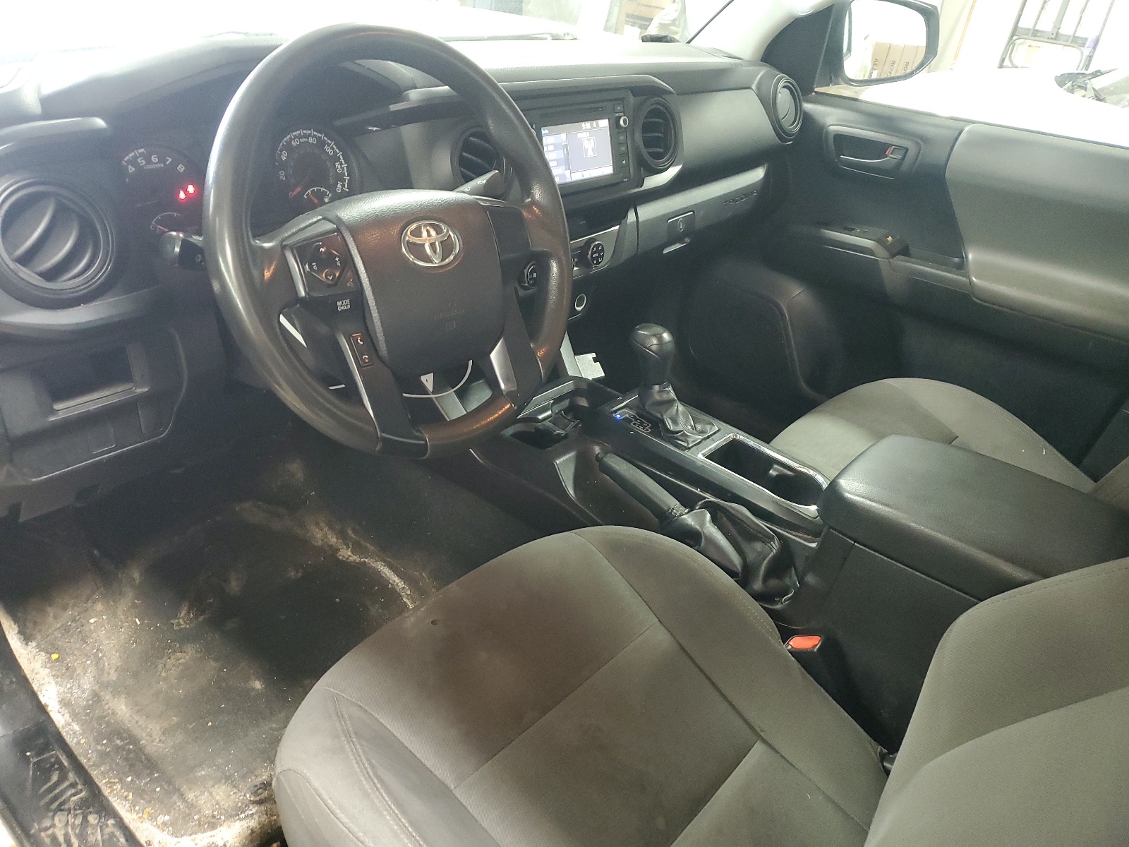 5TFRX5GN4GX057112 2016 Toyota Tacoma Access Cab