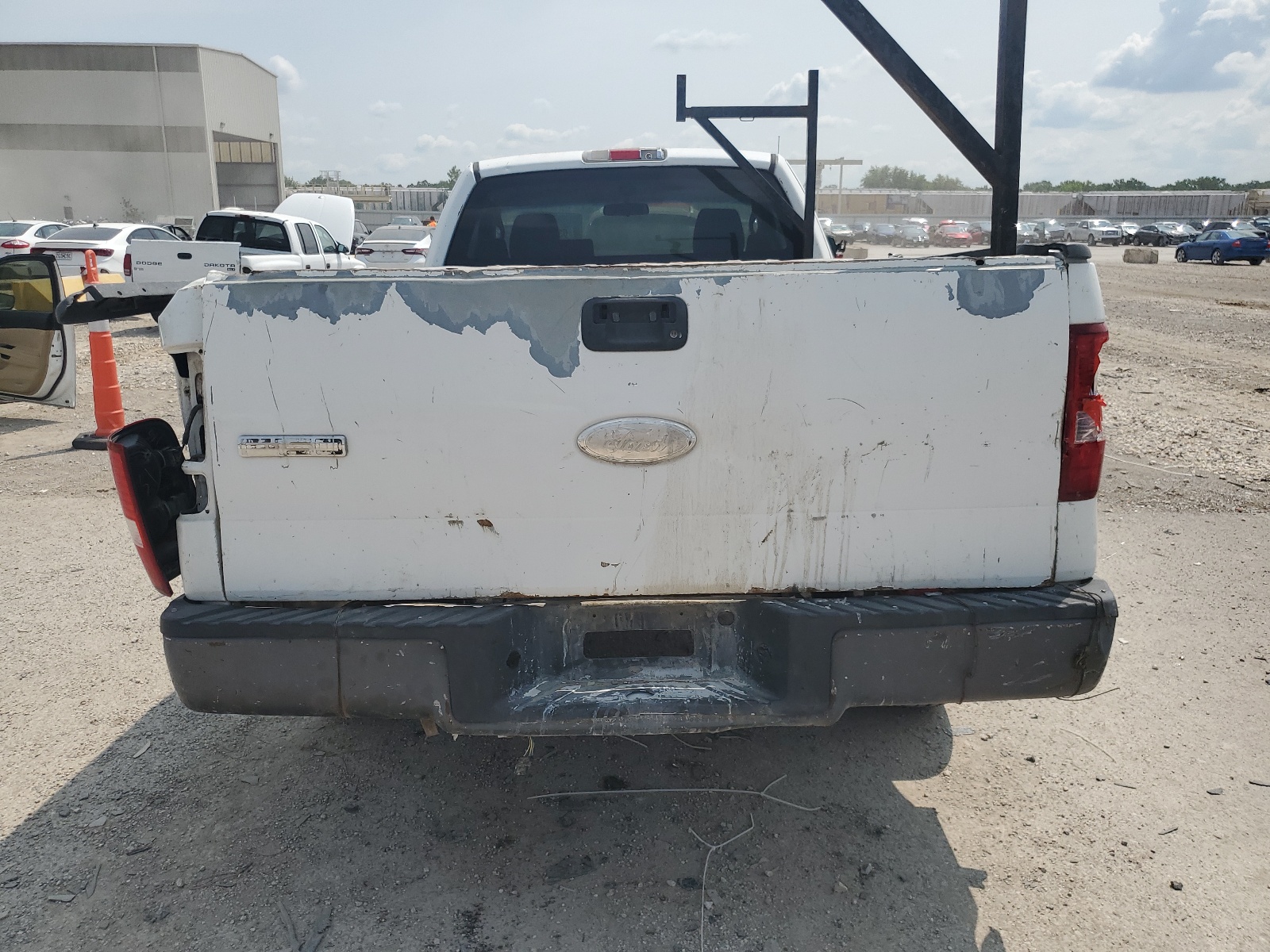 1FTRF12W07KC18242 2007 Ford F150