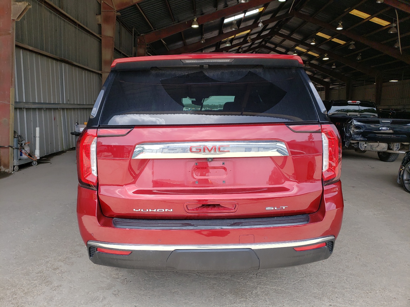 1GKS1BKD8NR252698 2022 GMC Yukon Slt