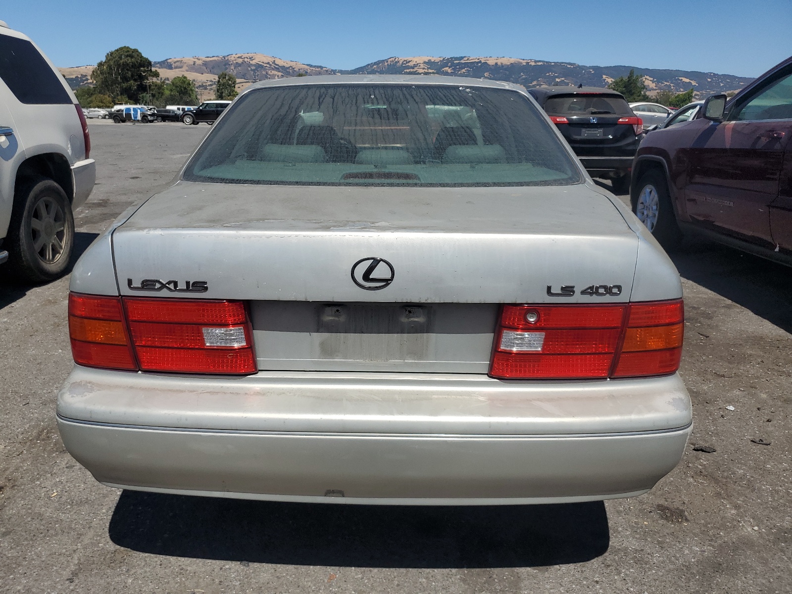 JT8BH28F3Y0178971 2000 Lexus Ls 400