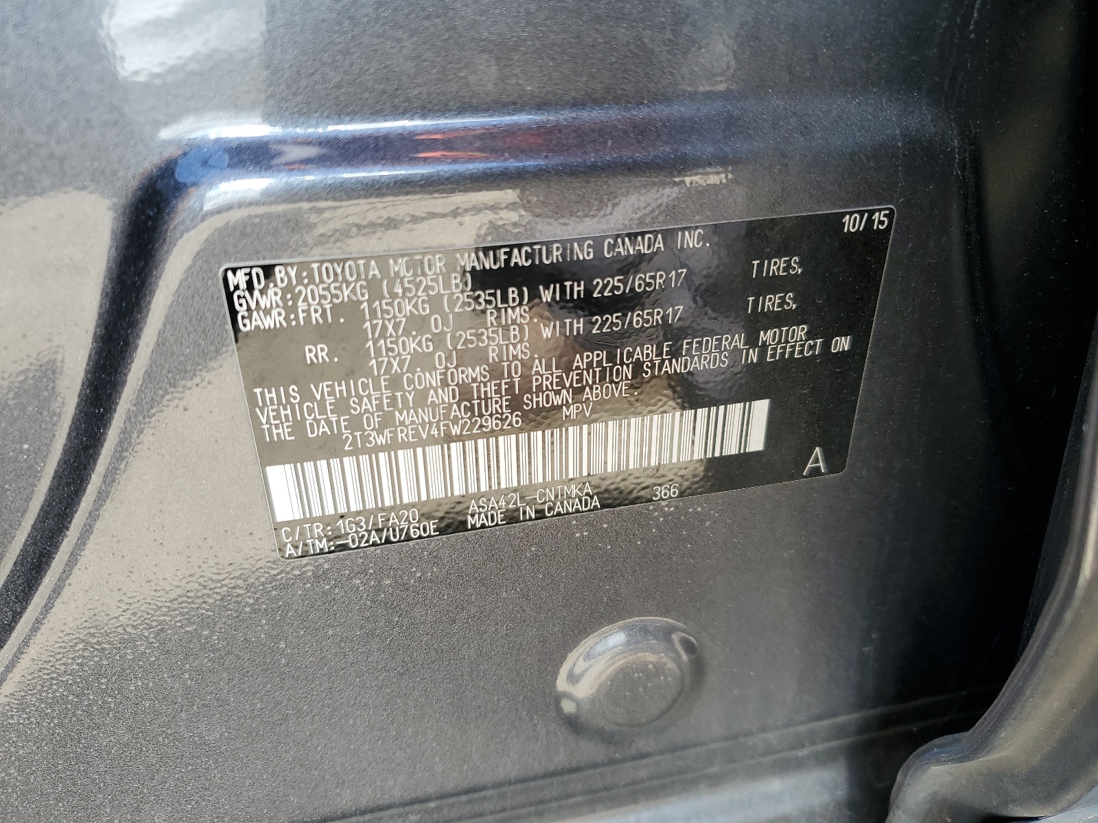 2T3WFREV4FW229626 2015 Toyota Rav4 Xle