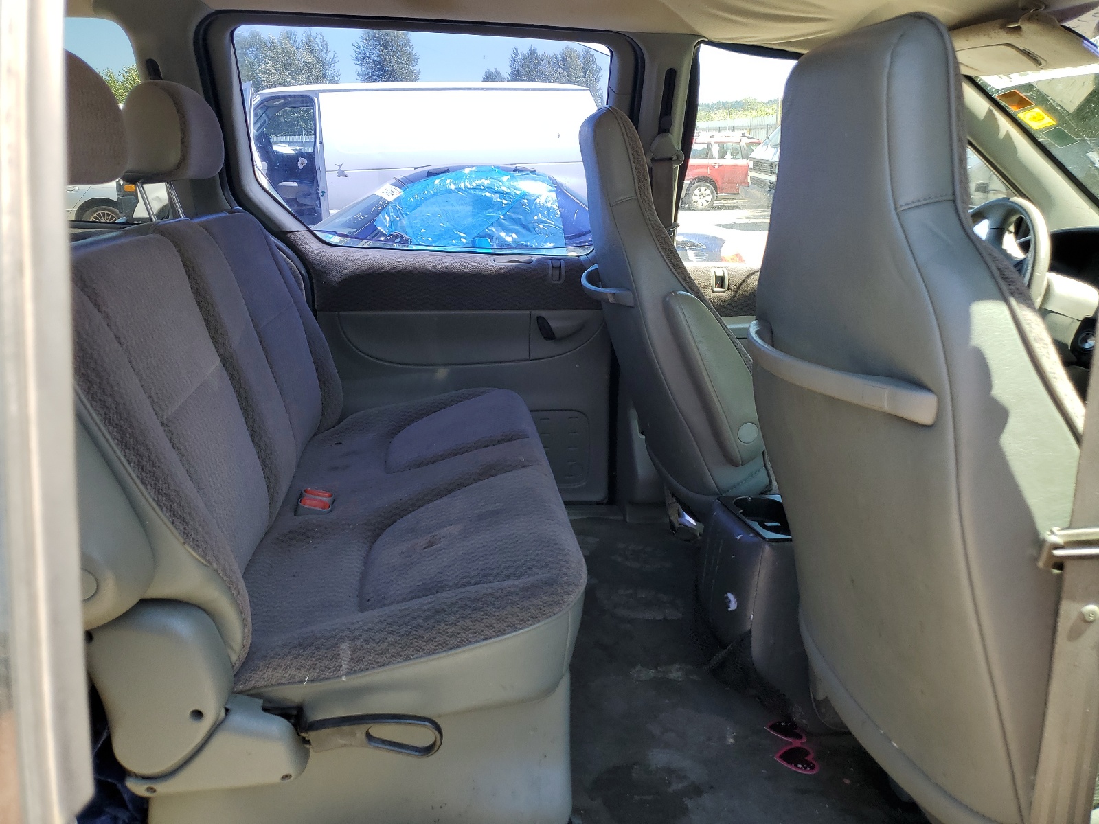 2B4GP4433WR761767 1998 Dodge Grand Caravan Se