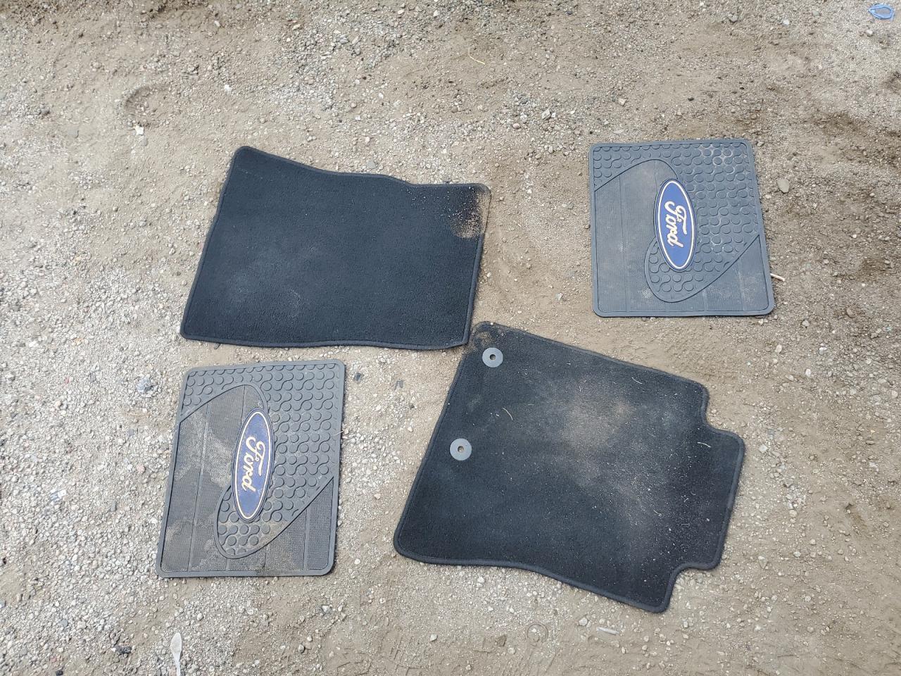 2015 Ford Mustang VIN: 1FATP8UH2F5390284 Lot: 61906244