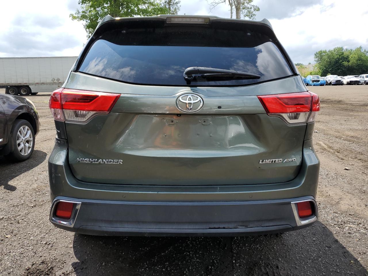 2017 Toyota Highlander Limited VIN: 5TDDZRFH8HS370968 Lot: 64929544