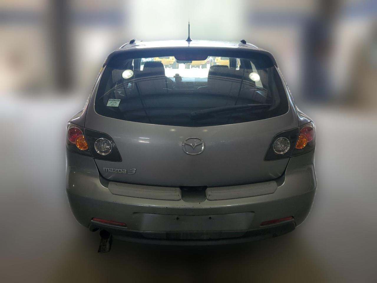 2005 Mazda 3 Hatchback VIN: JM1BK343751318496 Lot: 63183174