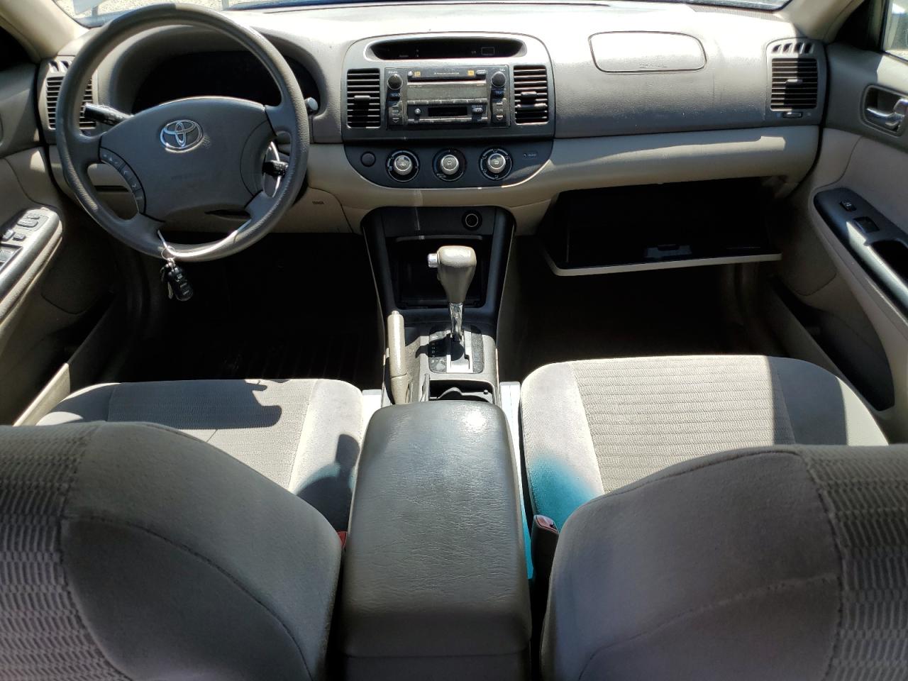 2005 Toyota Camry Le VIN: 4T1BF30K95U614910 Lot: 61342354