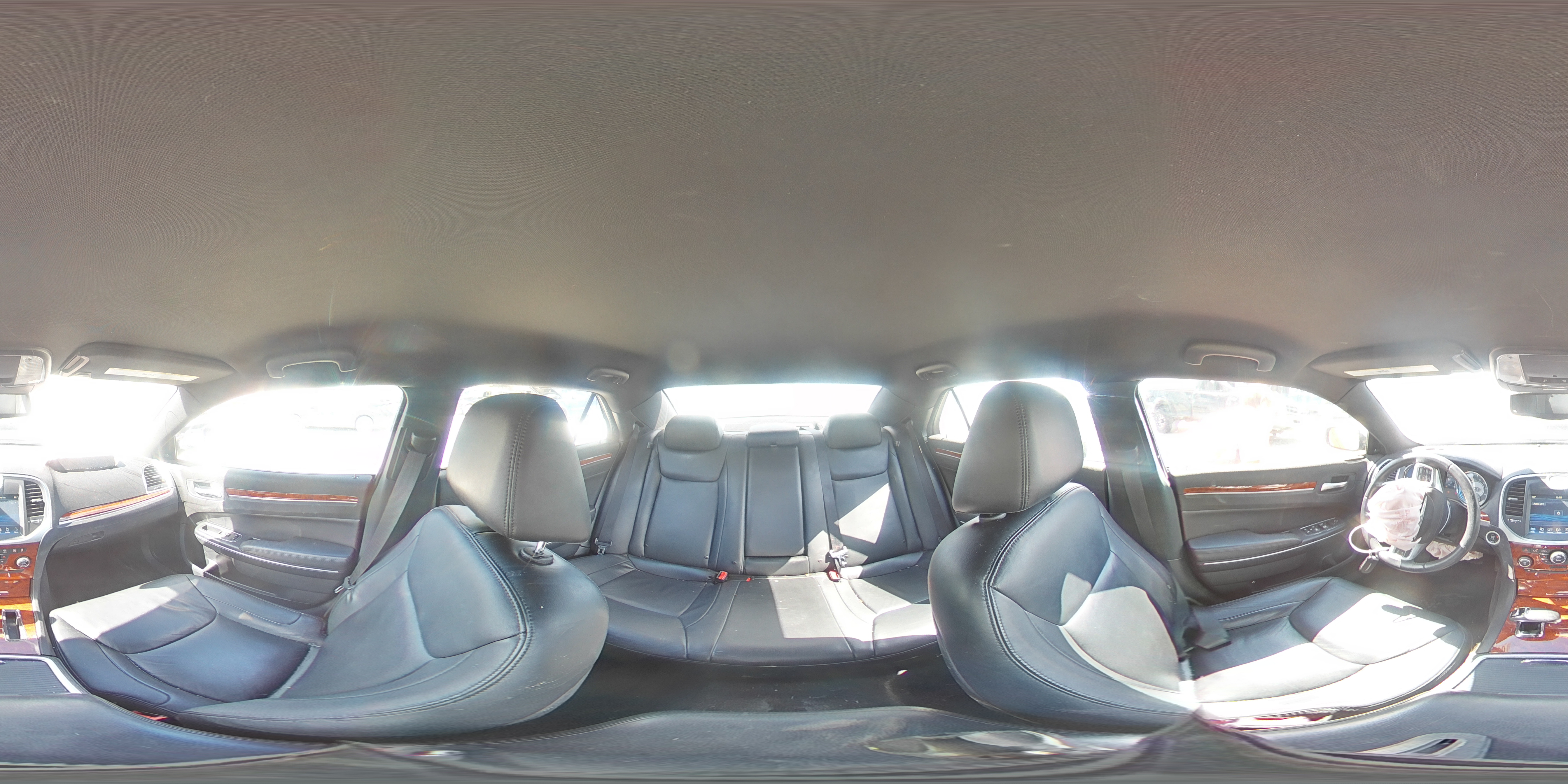 2012 Chrysler 300 Limited VIN: 2C3CCACGXCH279934 Lot: 61110634