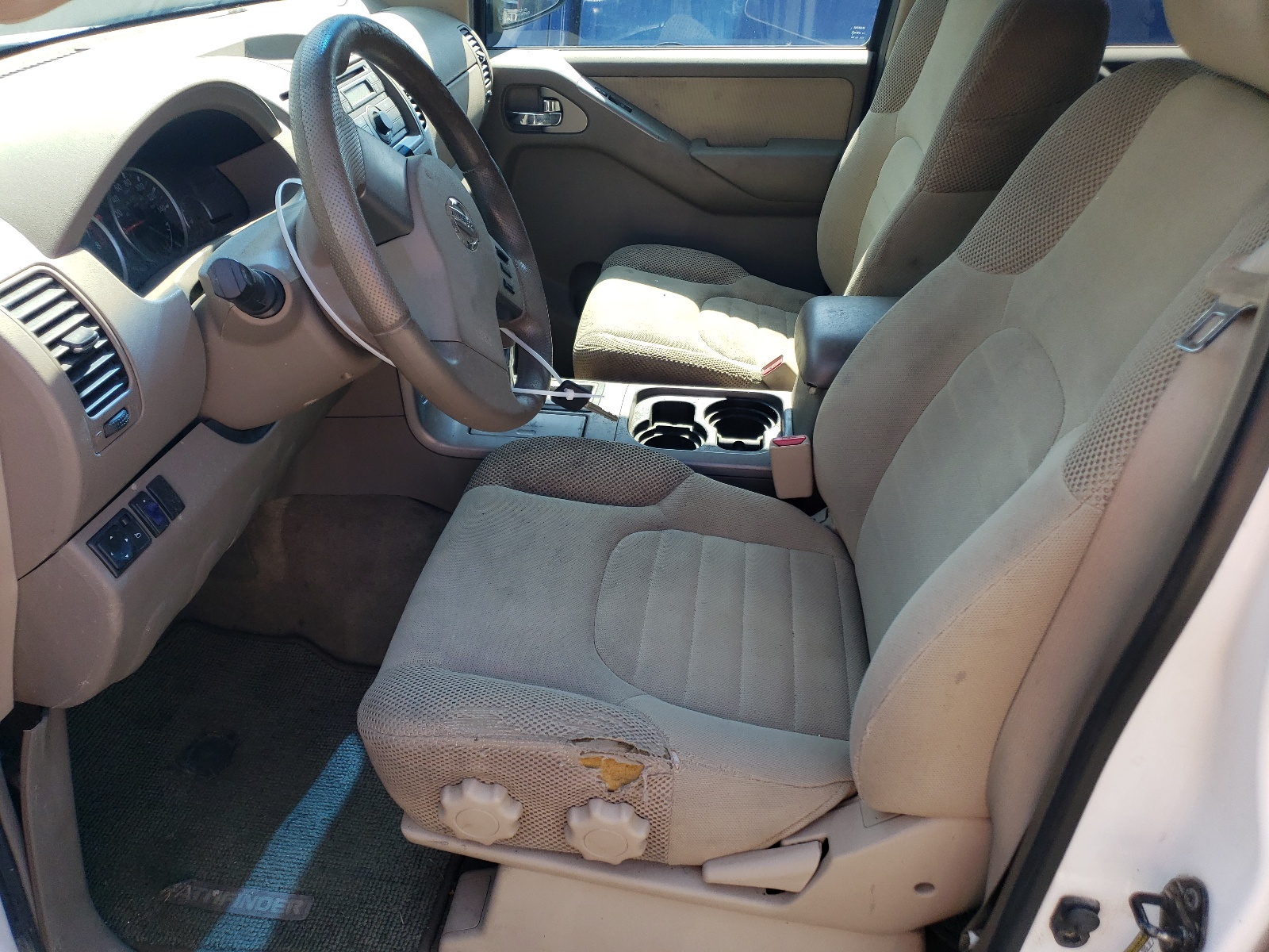 5N1AR18B08C624280 2008 Nissan Pathfinder S