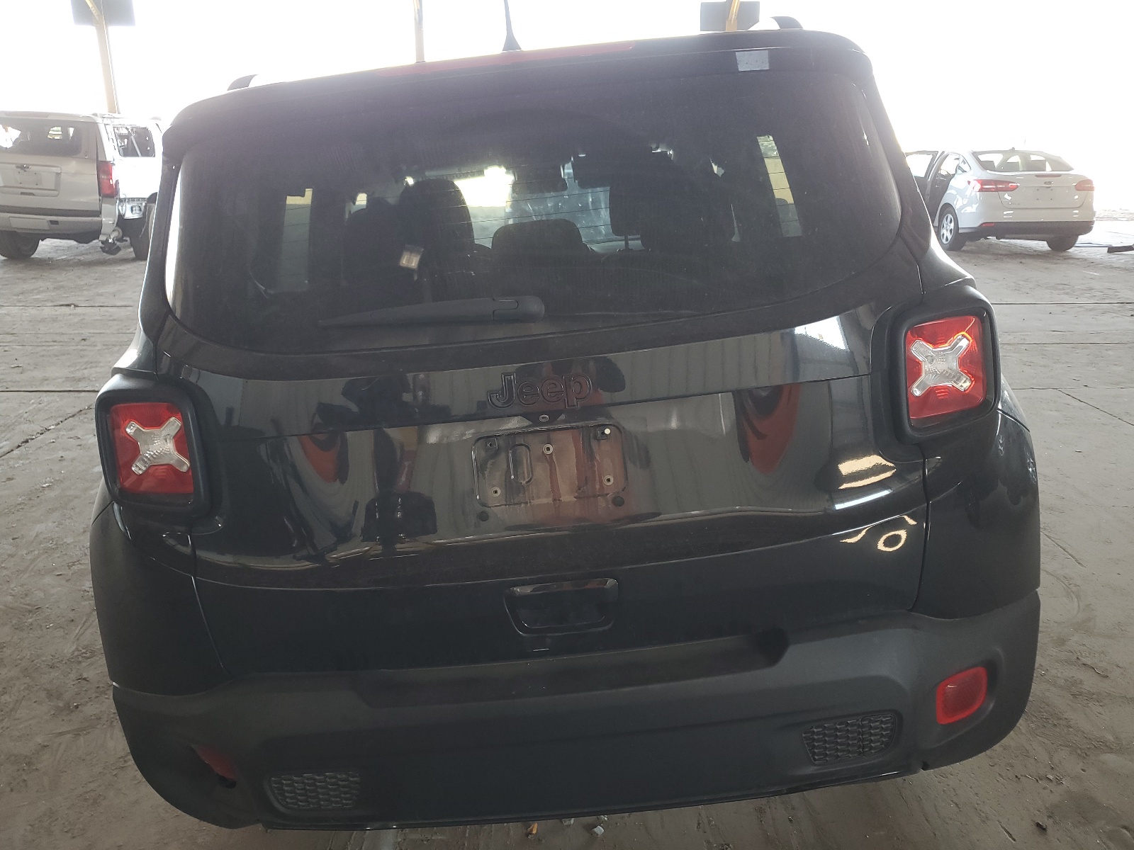 ZACNJABBXKPK87753 2019 Jeep Renegade Latitude