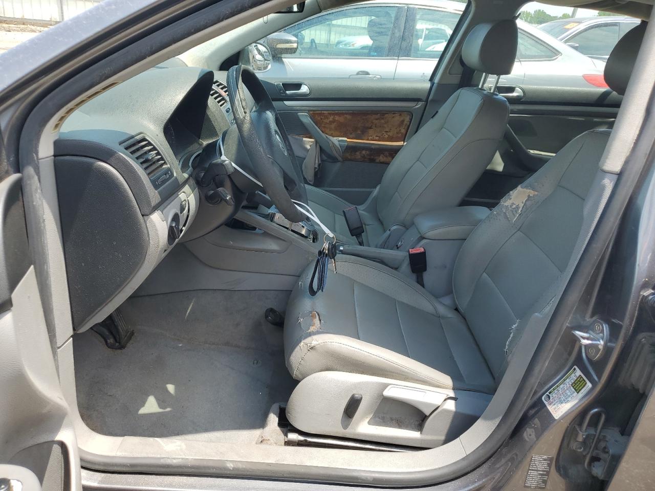 2006 Volkswagen Jetta 2.5 Option Package 1 VIN: 3VWSF81K46M642410 Lot: 63057164