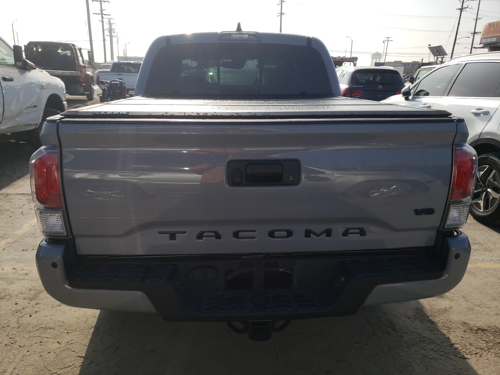 2020 Toyota Tacoma Double Cab vin: 3TMAZ5CN1LM124410