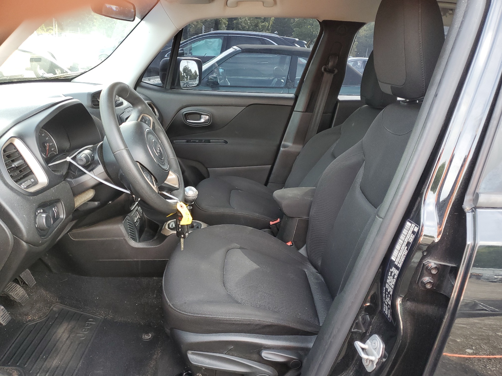 ZACCJAAW9GPE23859 2016 Jeep Renegade Sport