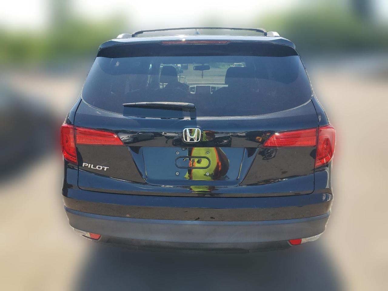 2016 Honda Pilot Exl VIN: 5FNYF5H57GB010583 Lot: 63849754