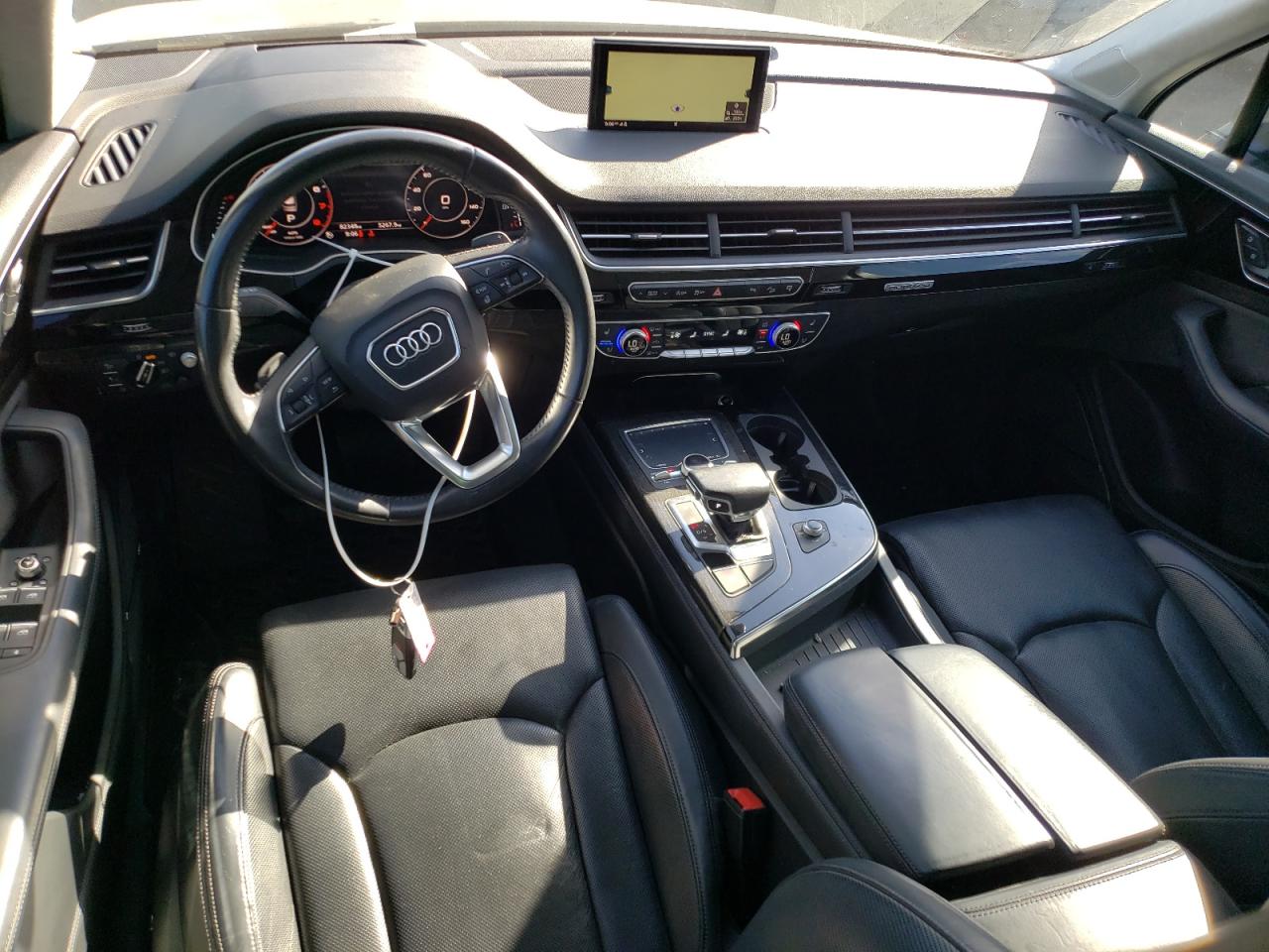 WA1VAAF76HD017381 2017 Audi Q7 Prestige