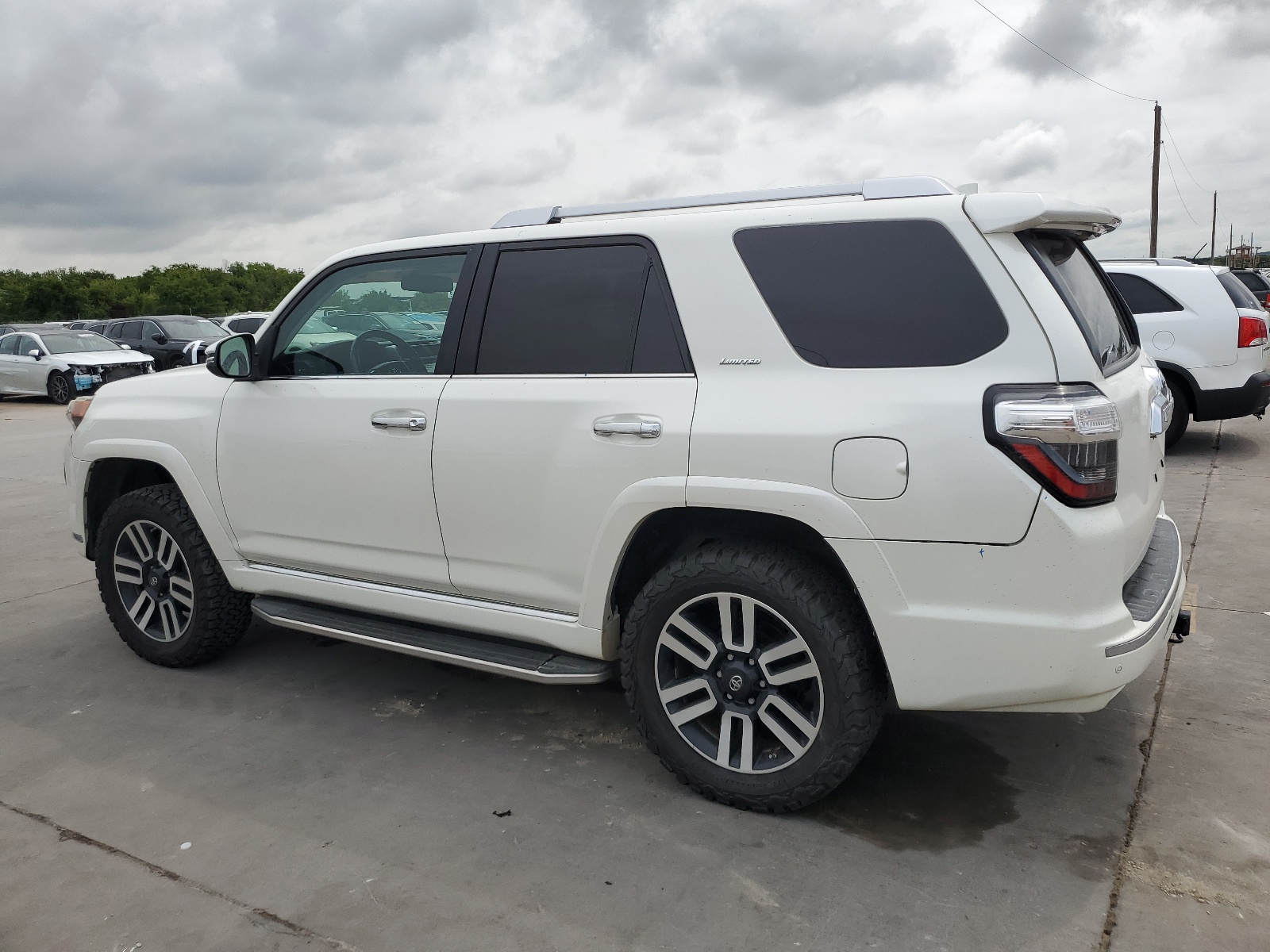 JTEZU5JR6H5172372 2017 Toyota 4Runner Sr5