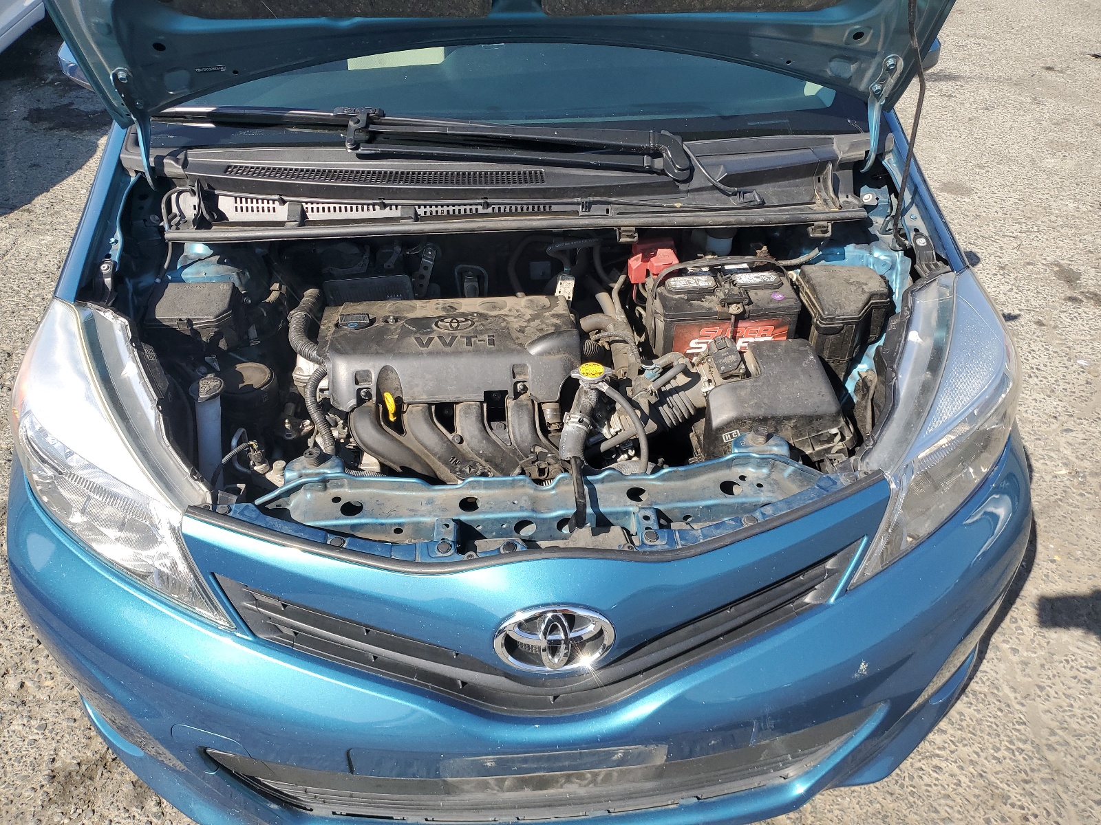 JTDKTUD34CD519822 2012 Toyota Yaris