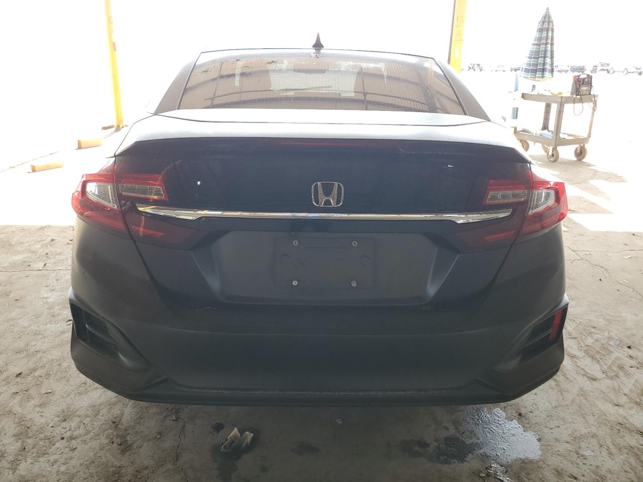 2018 Honda Clarity Touring VIN: JHMZC5F31JC014453 Lot: 65345584