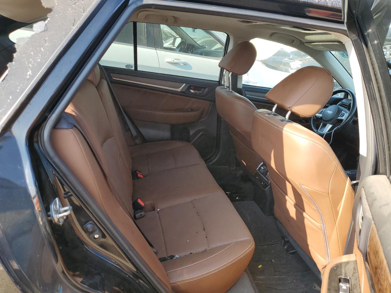 2017 Subaru Outback Touring VIN: 4S4BSETC1H3364133 Lot: 64647534