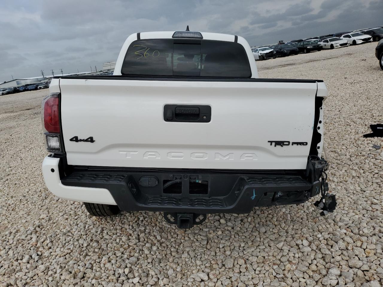 2018 Toyota Tacoma Double Cab VIN: 5TFCZ5AN7JX156555 Lot: 63644924