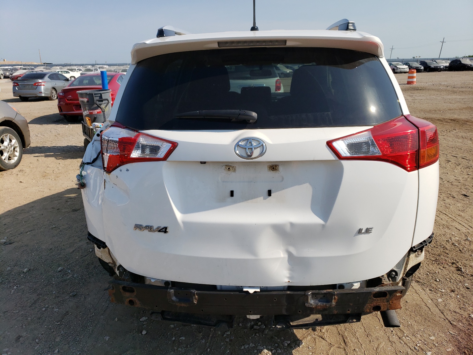 JTMZFREV0EJ015615 2014 Toyota Rav4 Le