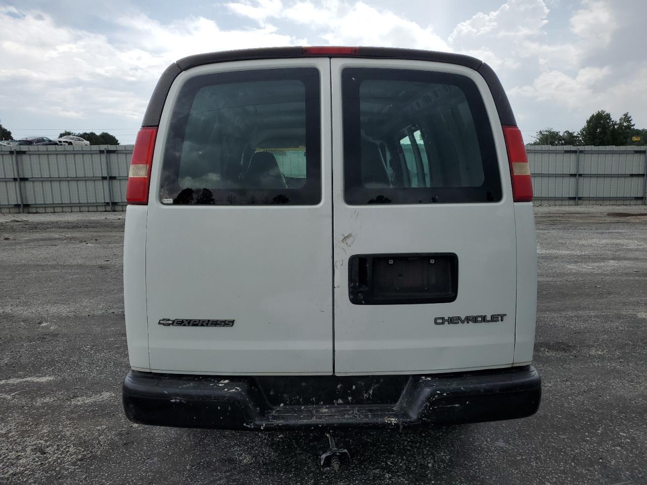 2003 Chevrolet Express G2500 VIN: 1GCGG25U731180206 Lot: 63745624