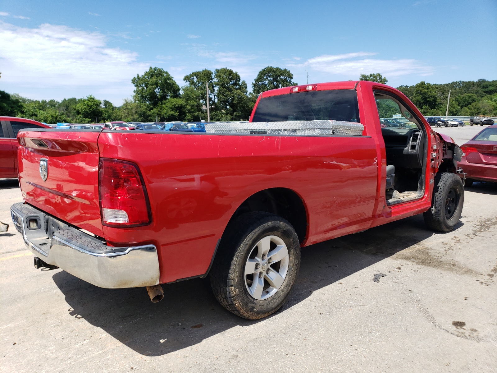 3C6JR6DG6FG531798 2015 Ram 1500 St