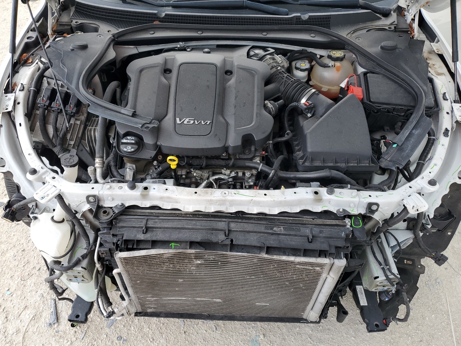 1G4ZR5SS4JU110323 2018 Buick Lacrosse Premium