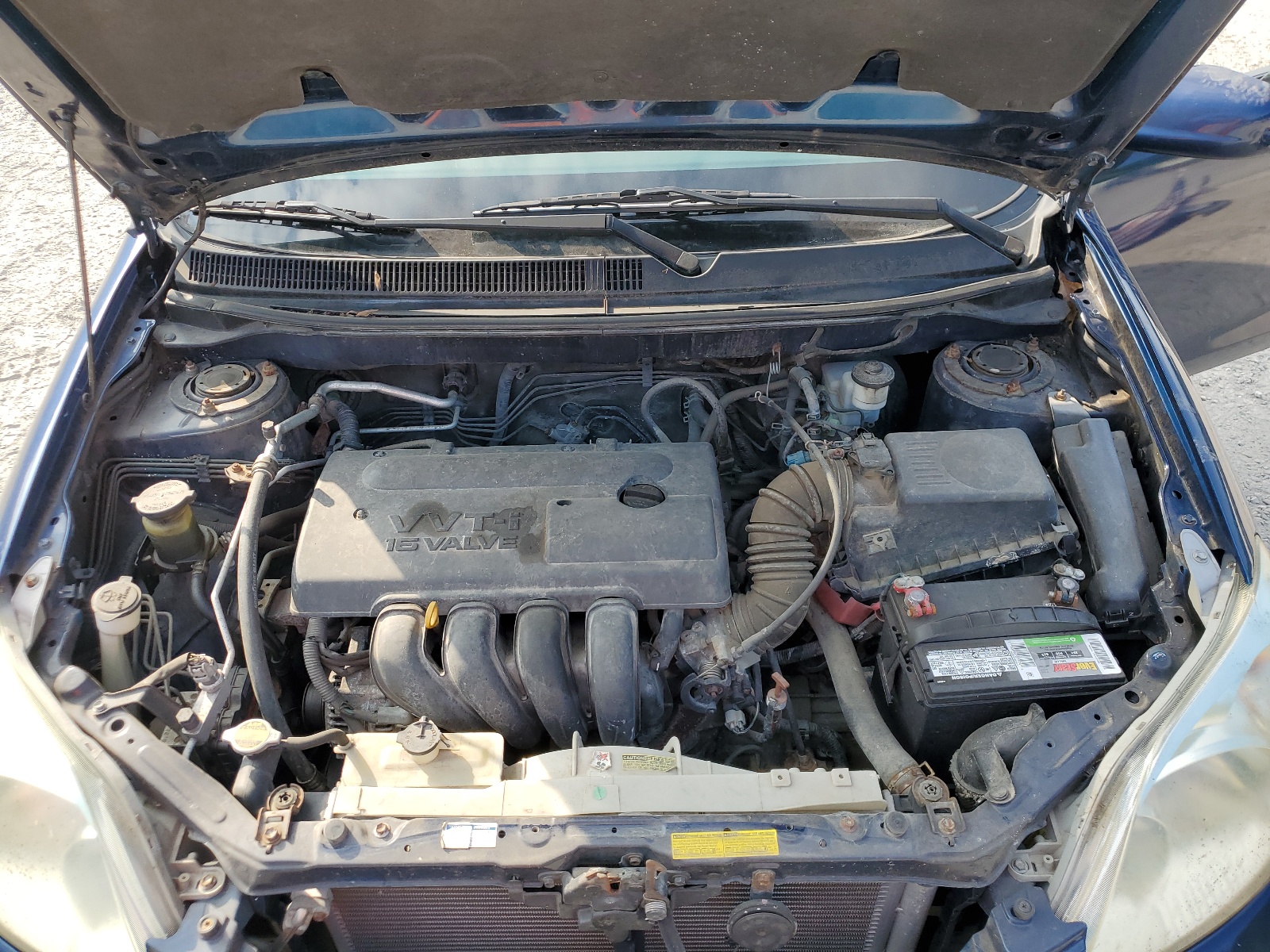 2T1LR38E74C295033 2004 Toyota Corolla Matrix Base