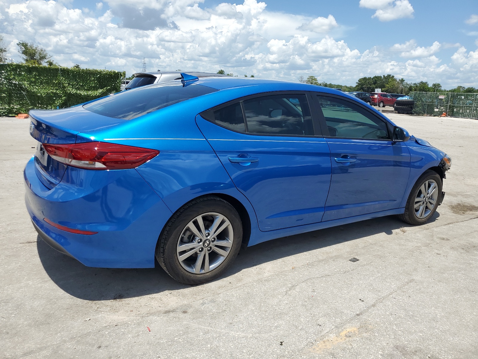 2018 Hyundai Elantra Sel vin: KMHD84LF3JU612202