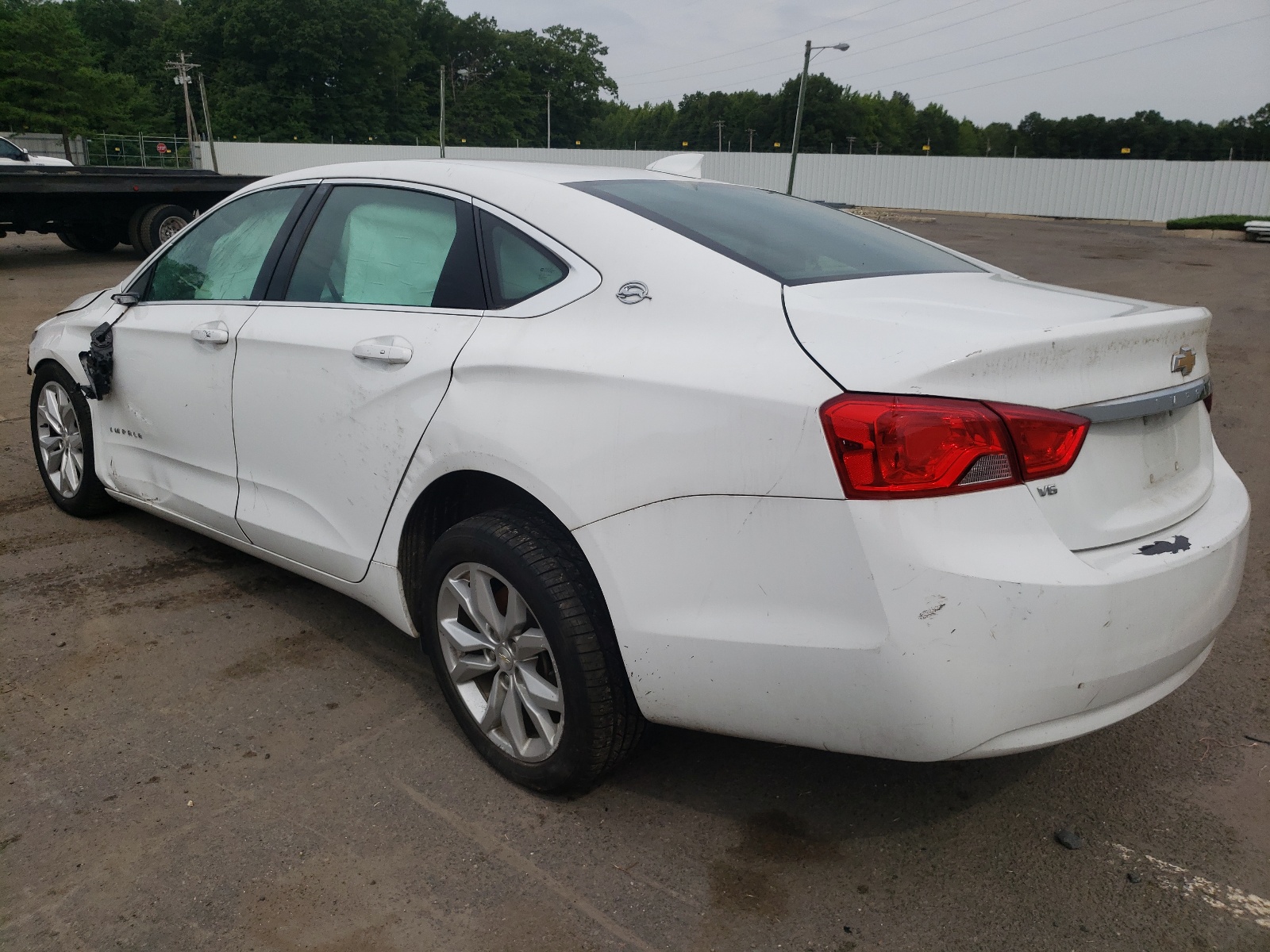 2018 Chevrolet Impala Lt vin: 2G1105S33J9168367